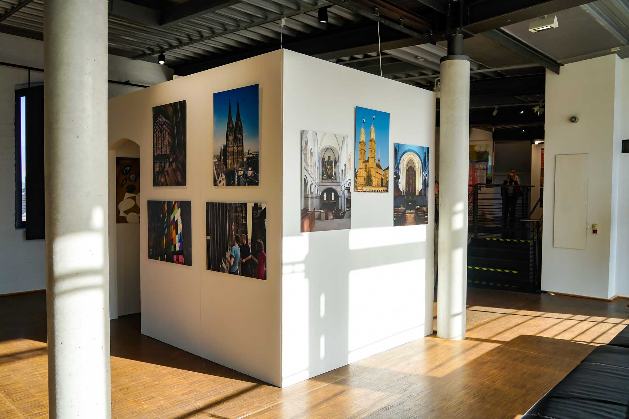 Junge Rebellen 2023 – Vernissage & Ausstellungsfotografie | EYETM